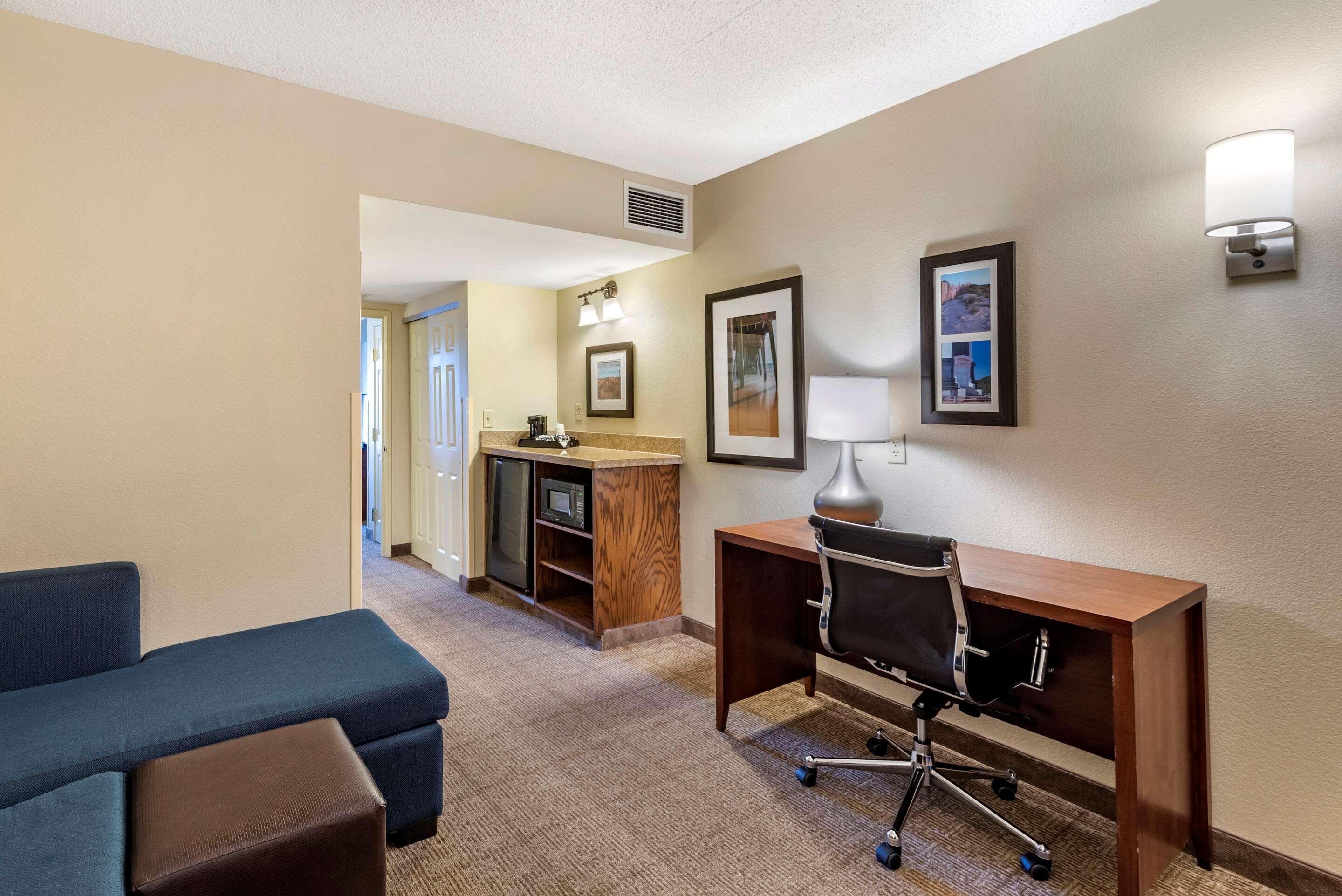 Comfort Inn & Suites Virginia Beach - Norfolk Airport Exteriér fotografie