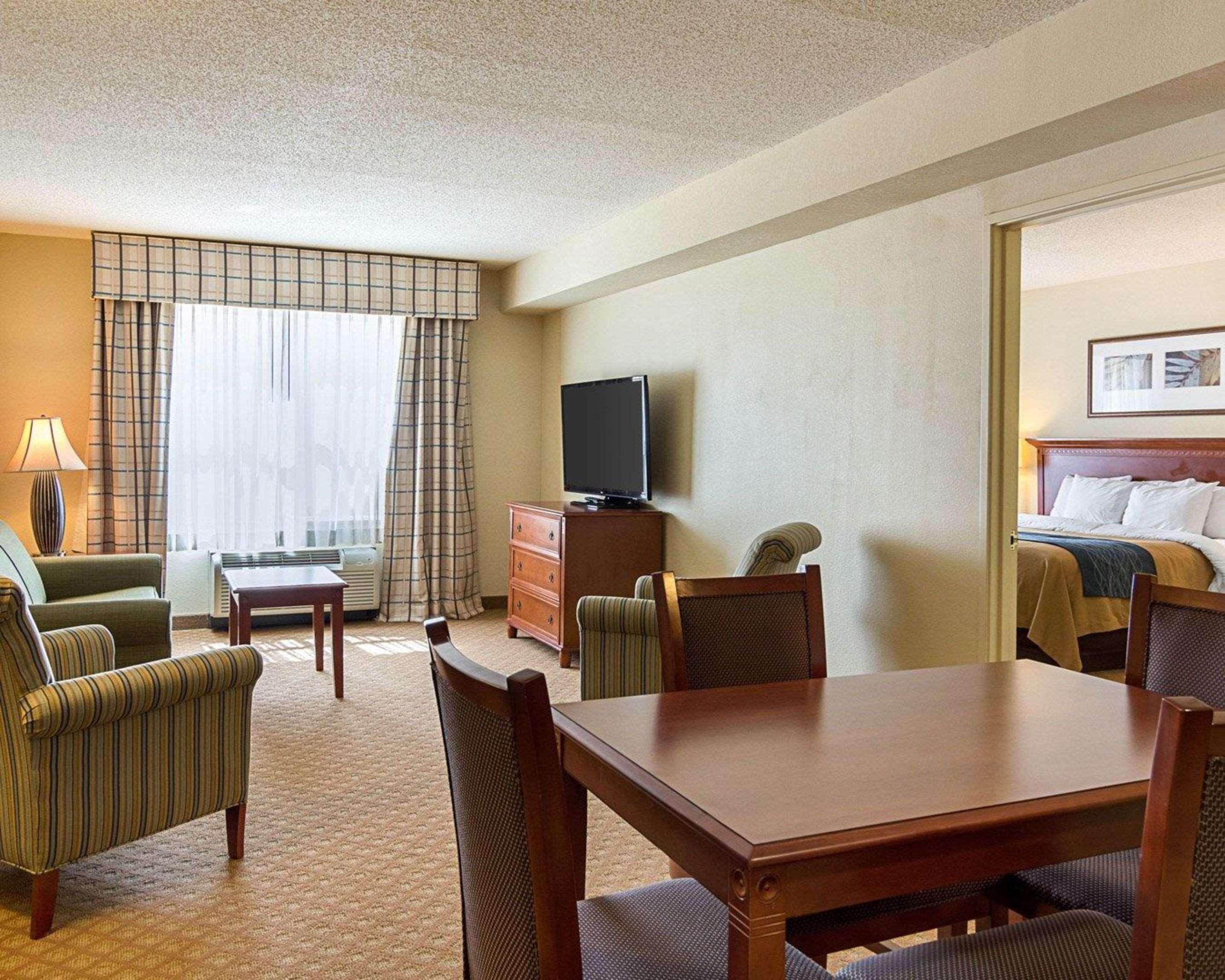 Comfort Inn & Suites Virginia Beach - Norfolk Airport Exteriér fotografie
