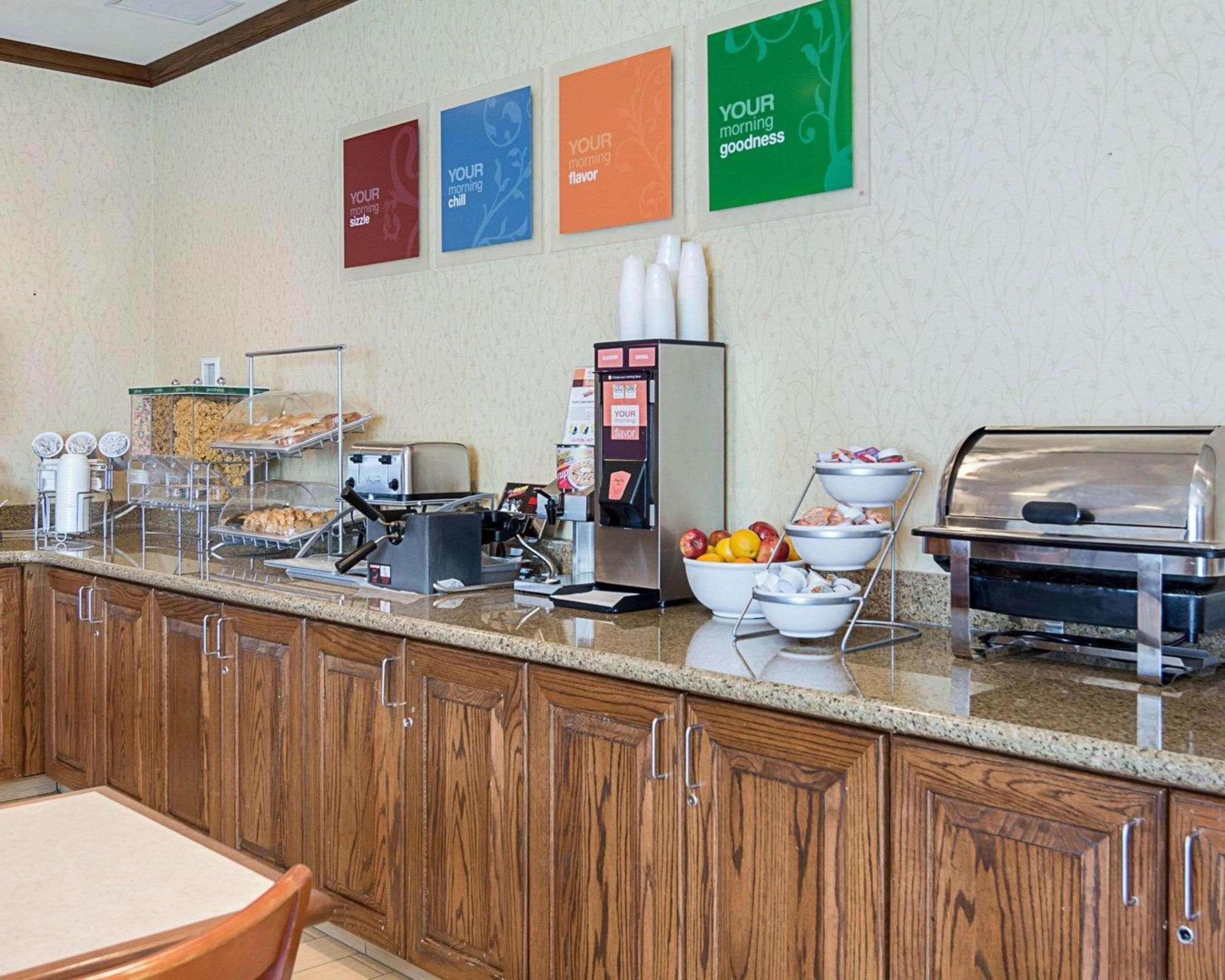 Comfort Inn & Suites Virginia Beach - Norfolk Airport Exteriér fotografie